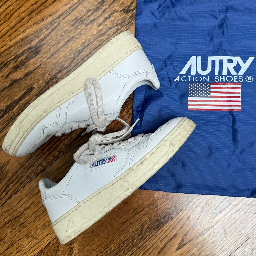 Autry Women's White Sneakers
